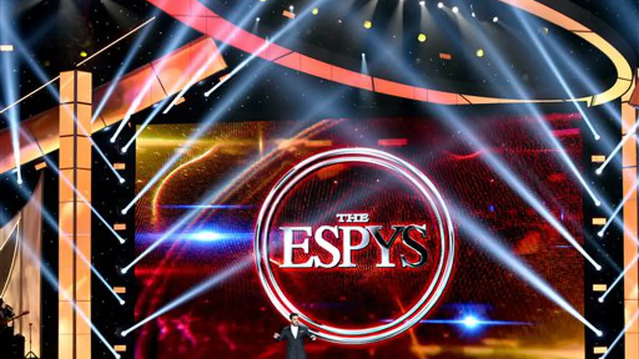 Red Carpet: Ketika Atlet Tampil Modis di ESPY Awards 2014