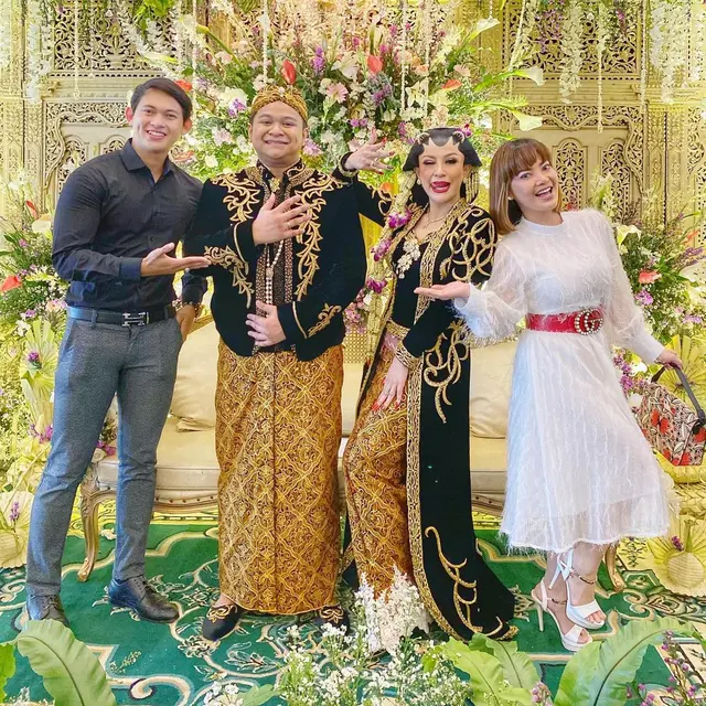 Resmi Menikah, Ini 7 Momen Pernikahan Pedangdut Nabilla Gomes dengan Kekasih