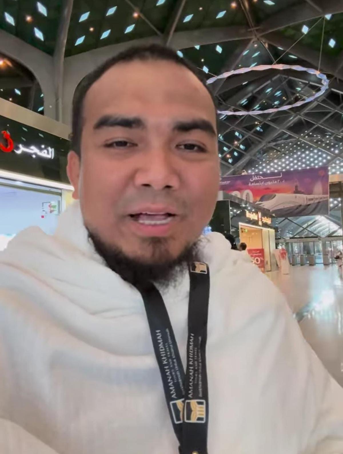Dihina Gus Miftah, Ustaz Fakhrurrazi Siap Berangkatkan Umrah Penjual Es Teh Viral