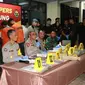 Kapolda Sulut Irjen Pol Setyo Budiyanto saat menggelar konferensi pers, yang dihadiri sejumlah wartawan baik, cetak, elektronik dan media online, di Polres Bitung, Minggu (26/11/2023) malam.