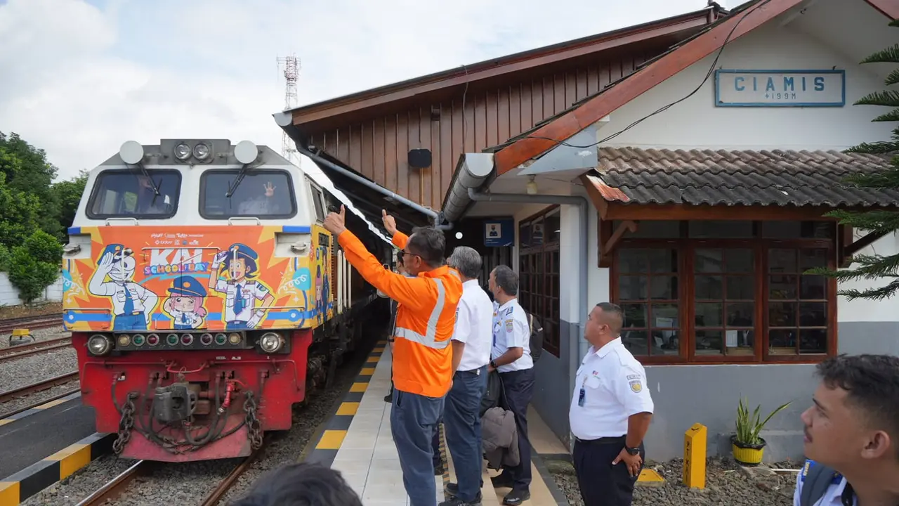 Kereta Api Argo Wilis