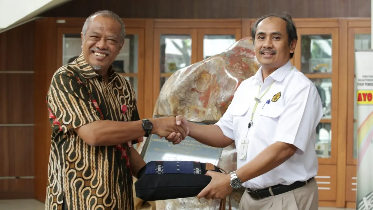 PPSDM Geominerba dan Dinas ESDM Provinsi Kaltim Komitmen Tindaklanjuti PKS