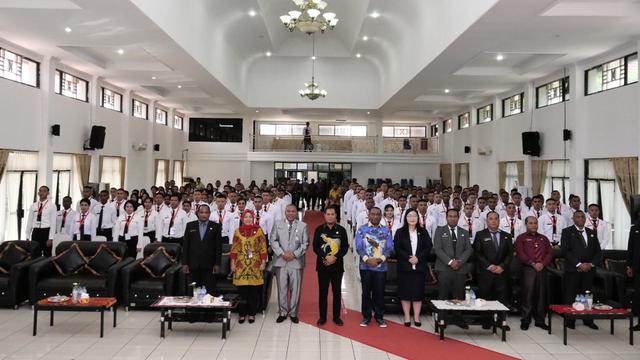 Kementerian Dalam Negeri tengah menyiapkan Aparatur Sipil Negara (ASN) yang profesional dan unggul untuk empat Daerah Otonomi Baru (DOB)