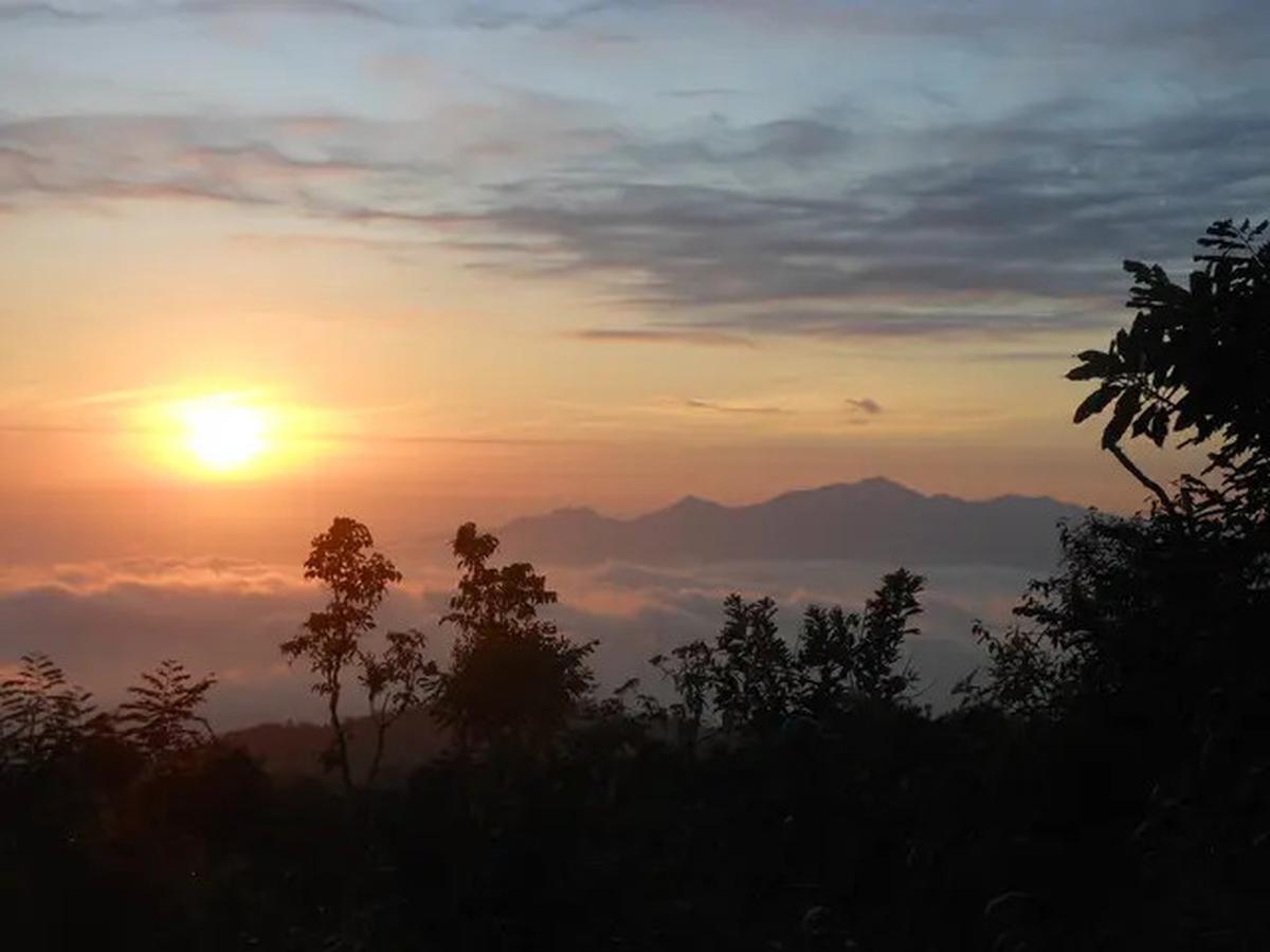 6 Fakta Menarik Gunung Kaba di Bengkulu yang Punya Danau di Ketinggian 1.100 Mdpl