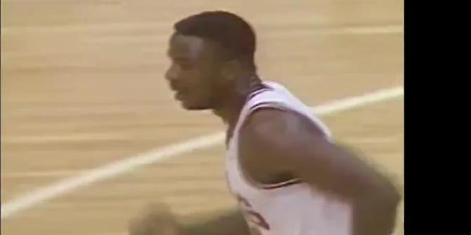 VIDEO: Tonton Lagi Aksi - Aksi Legendaris Michael Jordan saat Menghadapi Detroit Pistons di NBA