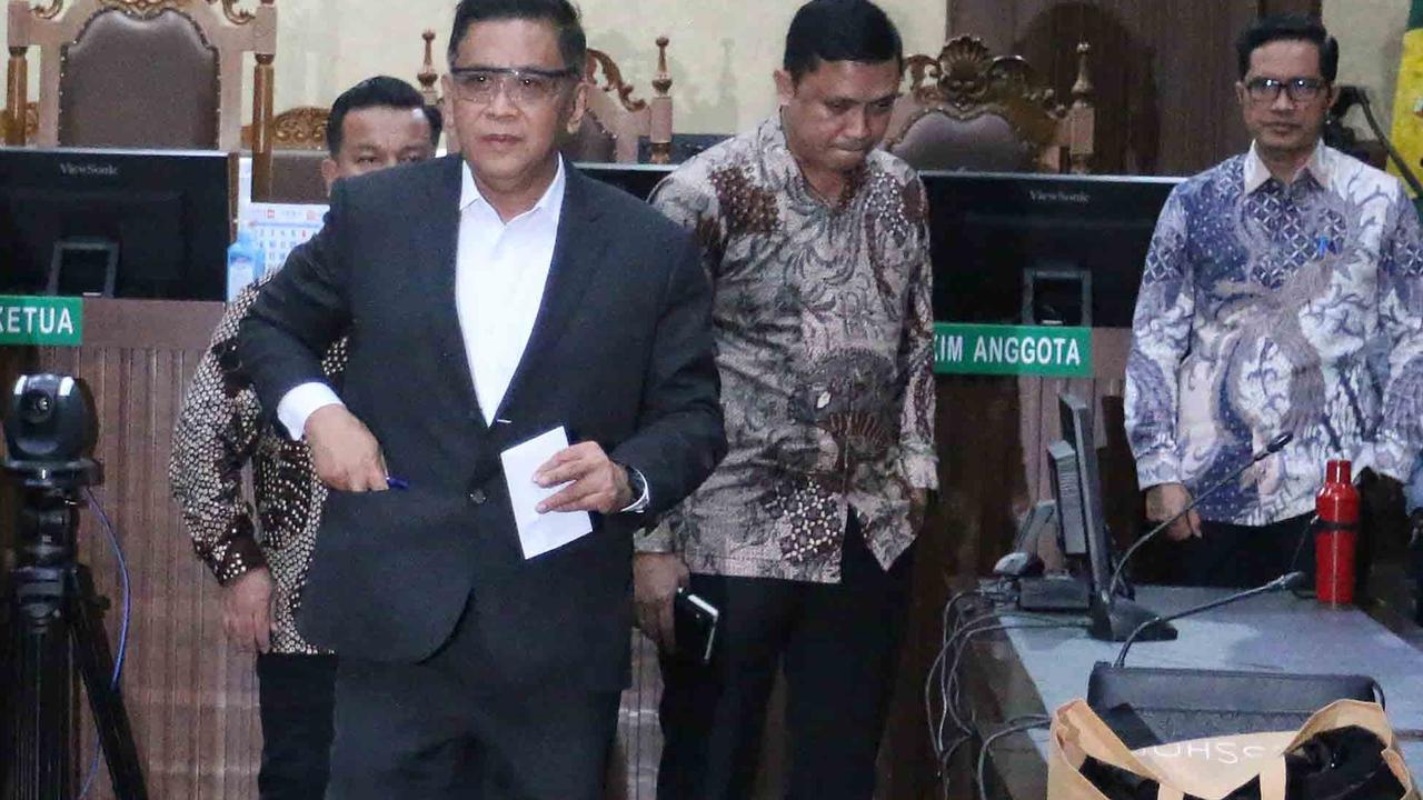FOTO: Hasto Kristiyanto Divonis 3,5 Tahun Penjara Terkait Kasus Harun Masiku