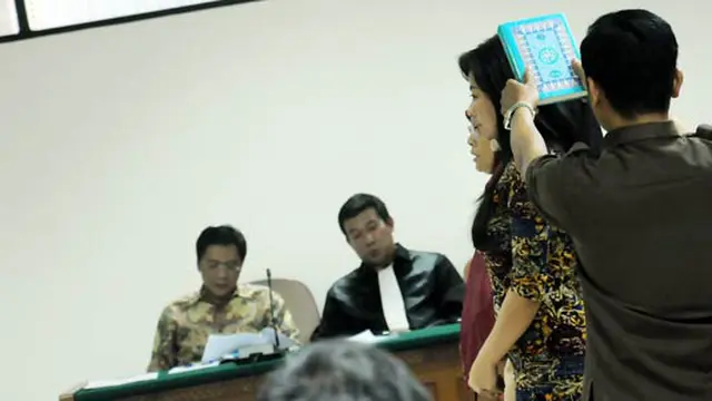 Fathanah Tak Kenal Sengman dan Bunda Putri