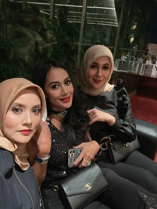 Reuni artis Tahun 90-an (Instagram/elmatheana)