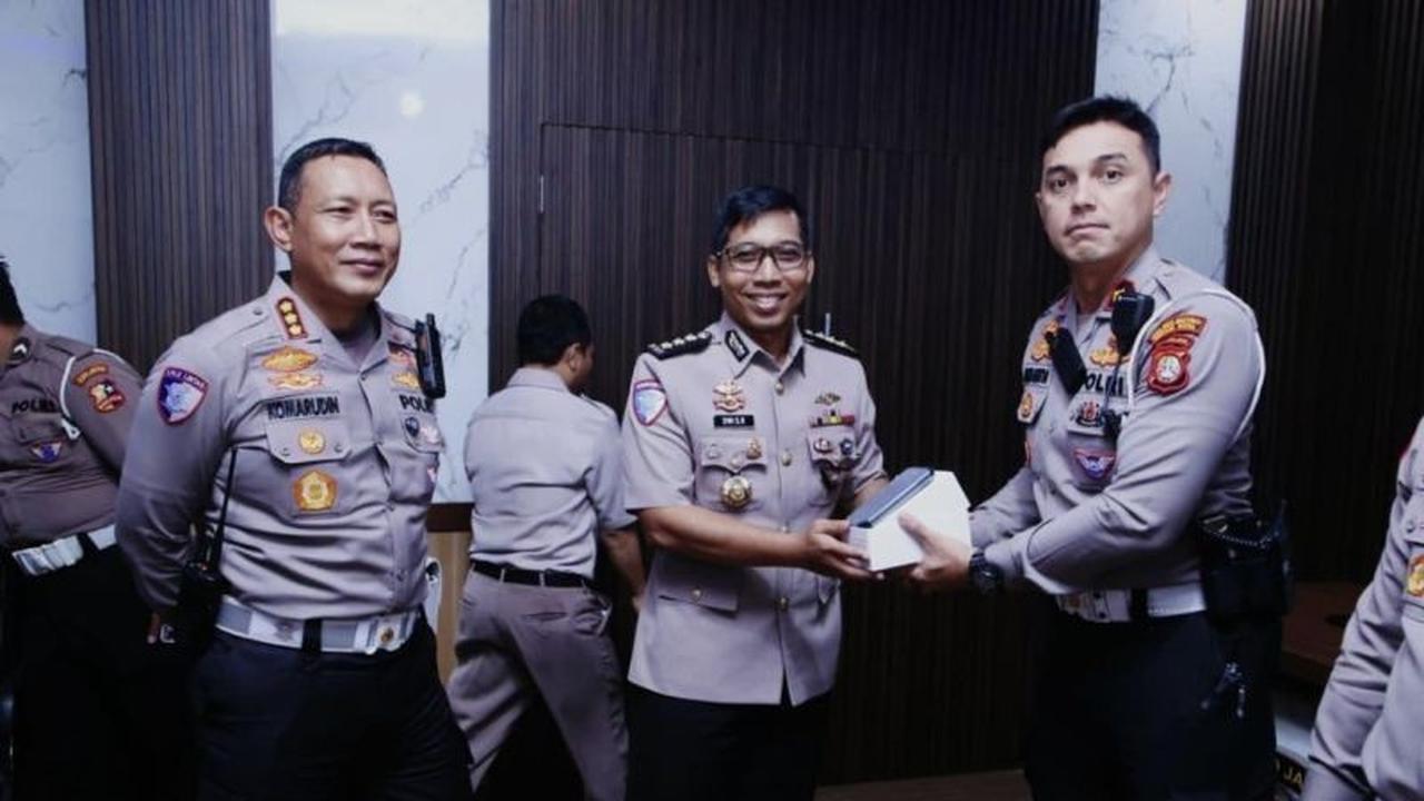Polda Metro Jaya Perkuat Penindakan Lalu Lintas dengan 40 Unit ETLE Mobile