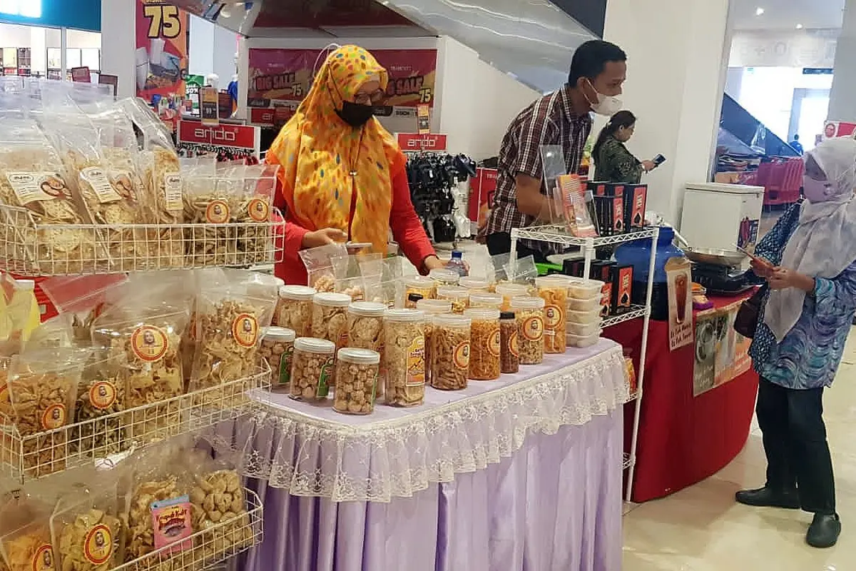 Kementerian Keuangan Satu Provinsi Banten, menggandeng Transmart Mall Graha Raya, Kota Tangerang Selatan menggelar Usaha Mikro Kecil Menengah (UMKM) Expo.