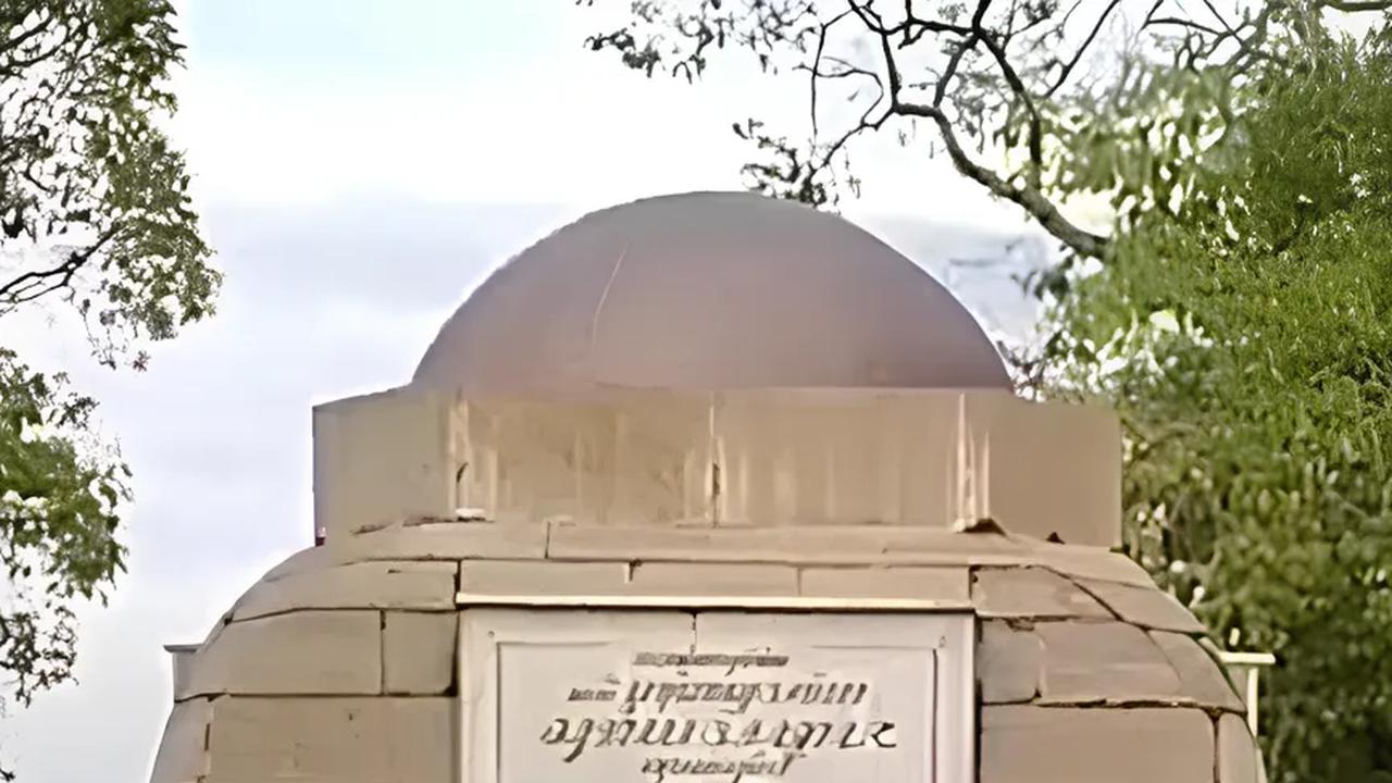 Fakta Menarik Monumen Lingga di Sumedang, Dibuat untuk Mengenang Jasa Bupati Suria Atmaja