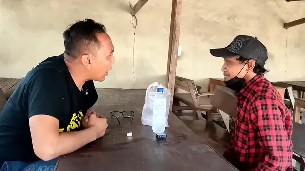 Saat ini, dia bahkan tidak punya tempat tinggal sendiri.