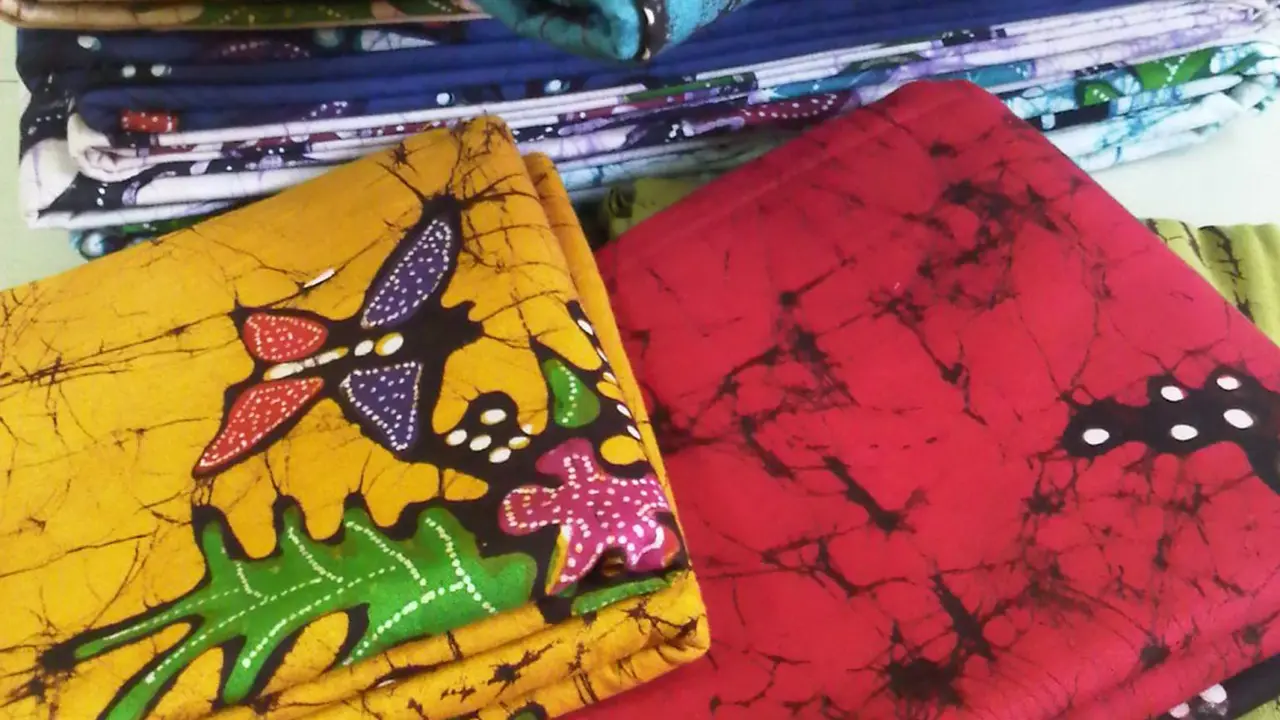 Begini Cara Merawat Batik Tulis Kesayangan Agar Tetap Awet