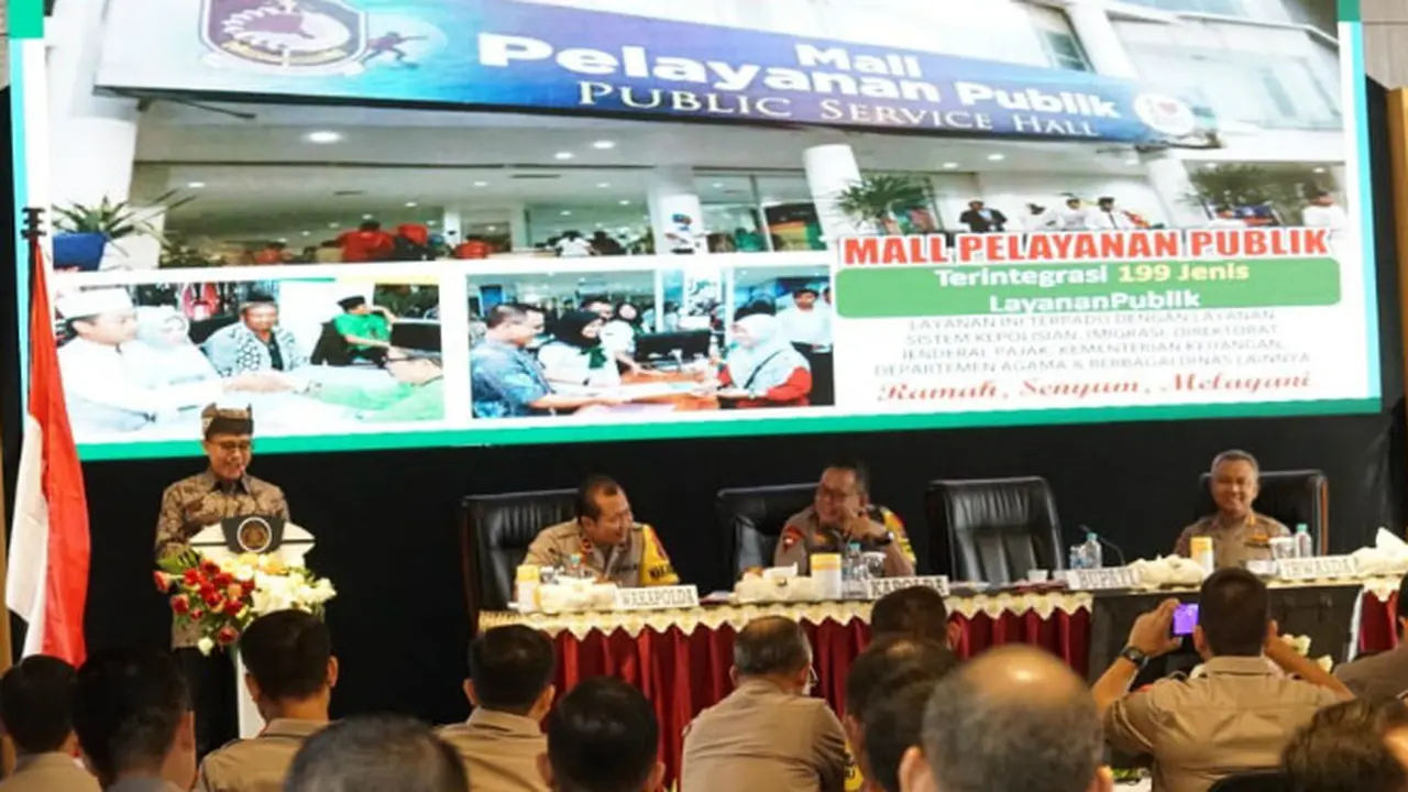 Bupati Banyuwangi Abdullah Azwar Anas