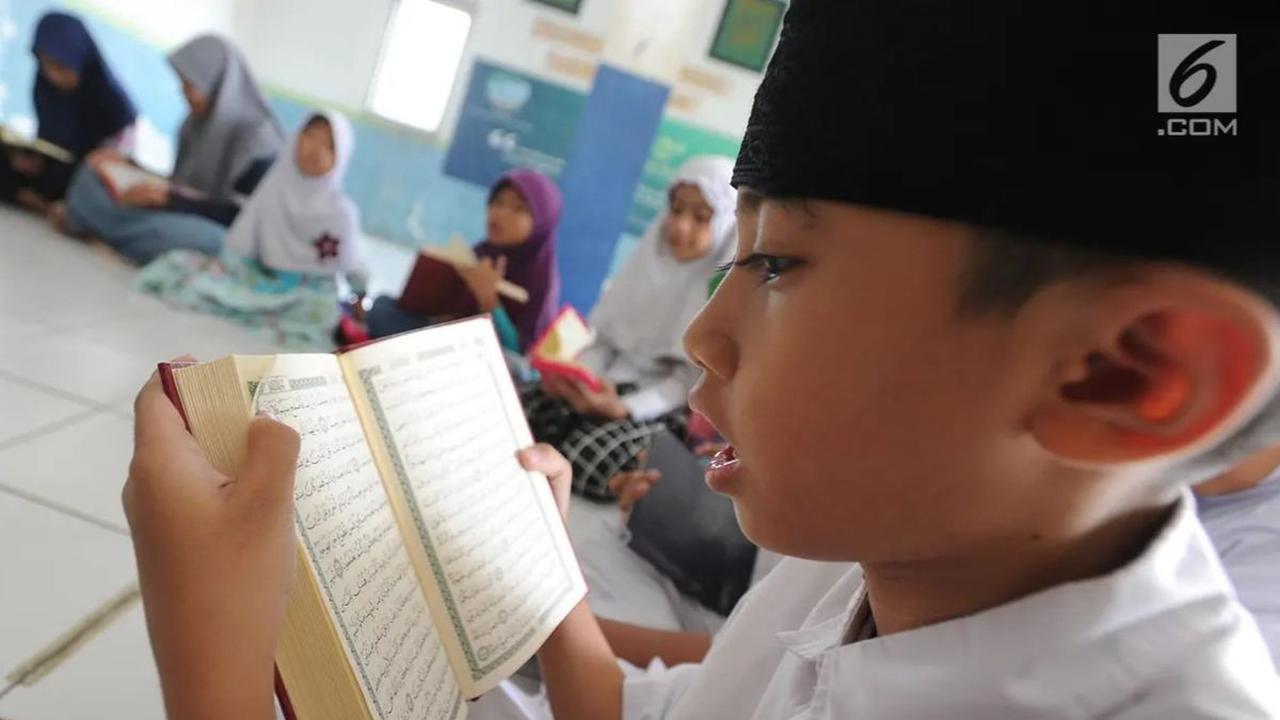 Membaca Al-Qur'an sebagai Kebiasaan Anak-Anak Betawi