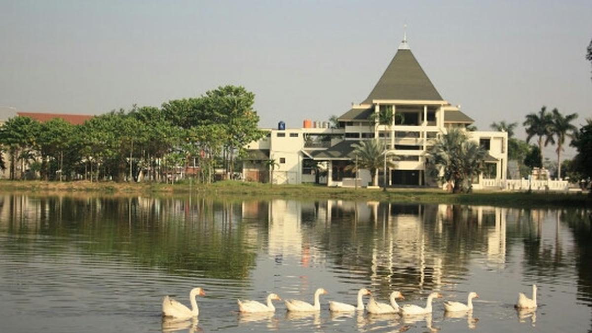 Inspiratif, Konsep Masjid Baitul Makmur Cikarang Barat Indah dan Ramah ...