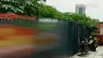 Panitia Pengawas Pemilu (Panwaslu) Kota Jakarta Barat menyatakan telah menurunkan ratusan spanduk provokatif di sejumlah tempat. Namun, spanduk itu kembali terpasang di tempat yang sama, karena warga setempat yang memasangnya.