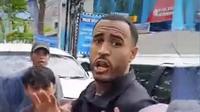Pemain asing PSM Makassar, Victor Luiz, diduga terlibat cekcok dengan warga di Jalan Cendrawasih