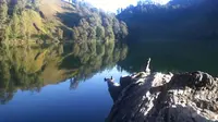 Eksotis Ranu Kumbolo yang menyimpan sejuta misteri. Konon, danau yang begitu elok dipandang mata ini adalah surganya Gunung Semeru (Liputan6.com/Andi Jatmiko).