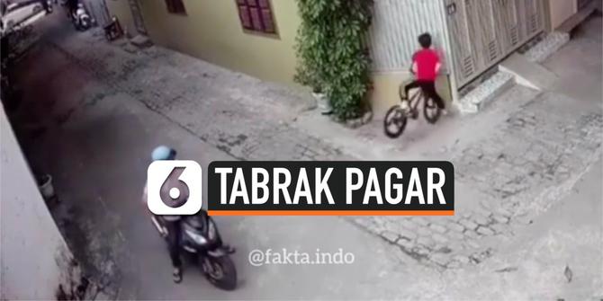 VIDEO: Apes, Usai Terserempet Motor Bocah Bersepeda Tabrak Pagar Rumah