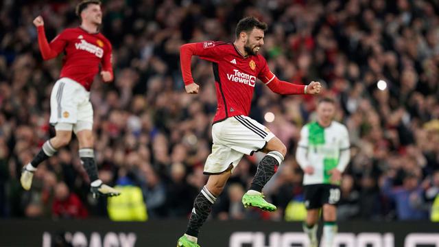 Manchester United Kubur Impian Liverpool