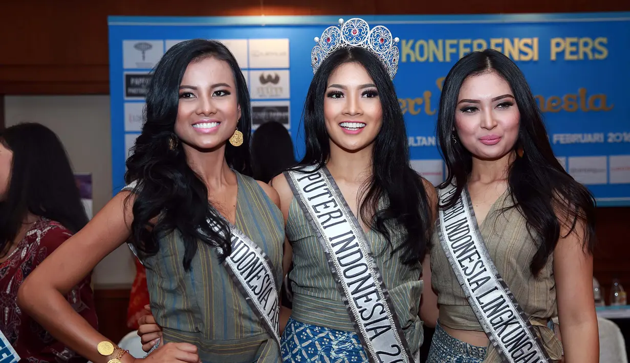 "Sebenarnya tetap jadi diri sendiri itu penting, kalau fake itu menyiksa diri. Jaga makan karena aktivitas Puteri Indonesia itu padet banget. Dan fokus, karena kalian akan menampilkan yang terbaik di malam final," ujar Anindya. (Deki Prayoga/Bintang.com)