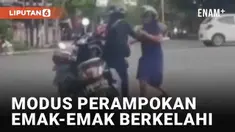 Video viral berikut perlu jadi pelajaran masyarakat untuk berhati-hati. Dua orang perempuan bermotor terekam turun dan berkelahi di tengah jalan. Namun narasi video menjelaskan bahwa insiden itu merupakan modus kejahatan.