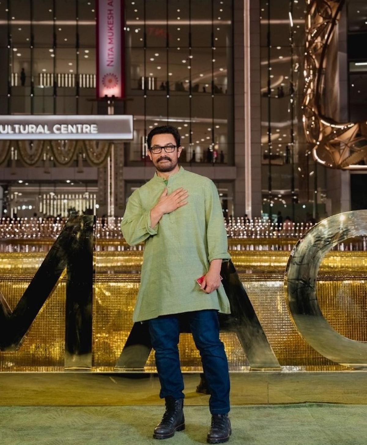 Aamir Khan juga seleb Bollywood yang merayakan Lenaran.