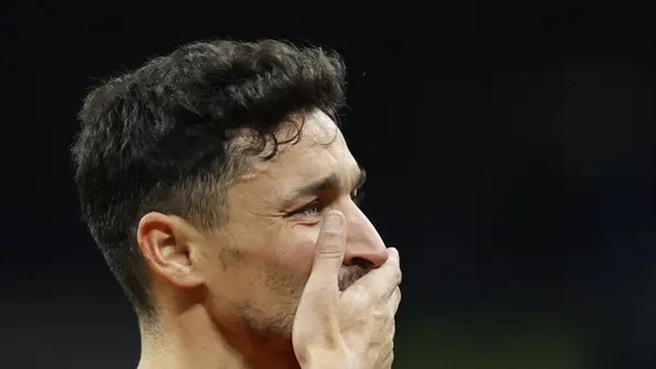 Real Madrid Kalahkan Sevilla, Jesus Navas Menangis Pamit Pensiun
