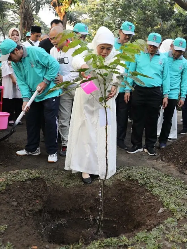 5 Momen Jalan Sehat Bersholawat Peringati 1 Muharram di Surabaya