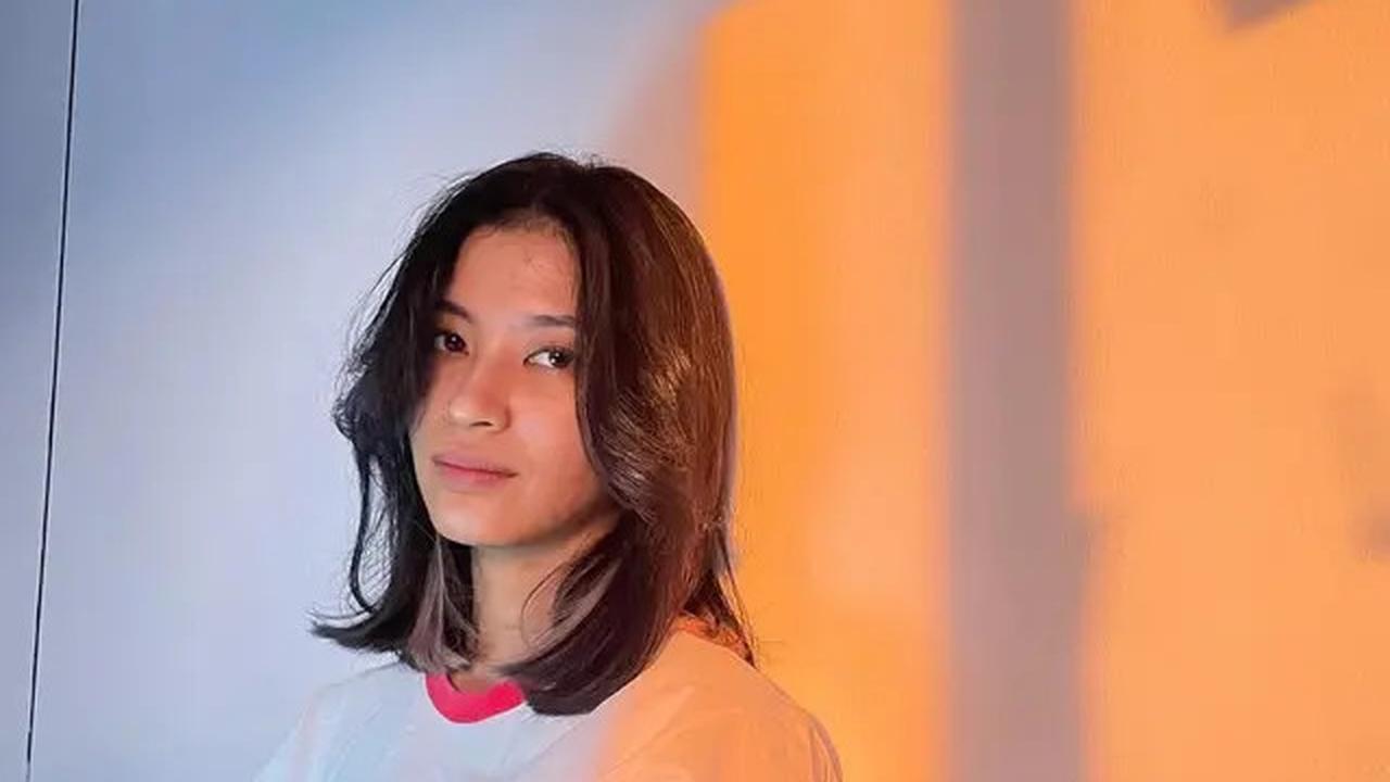 6 Potret Keisha Cinantya Vokalis Baru HIVI!, Ibu Satu Anak yang Menawan