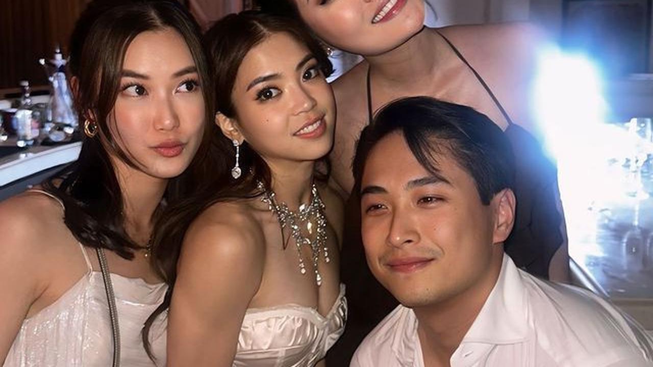 Model ternama dan aktris cantik, Gaby Hartanto, yang merupakan teman dekat Clarissa dan Anthony, tentu saja tidak ingin melewatkan momen spesial ini.<br><br>