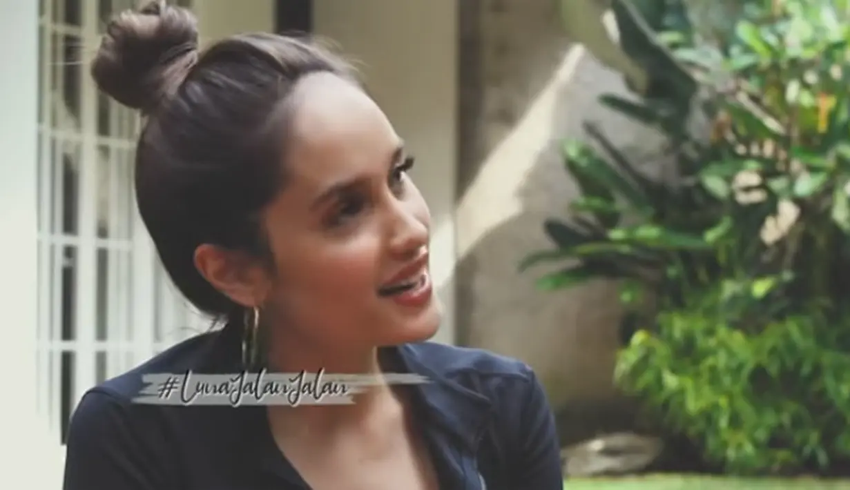 Cinta Laura (Youtube/ Luna Maya)