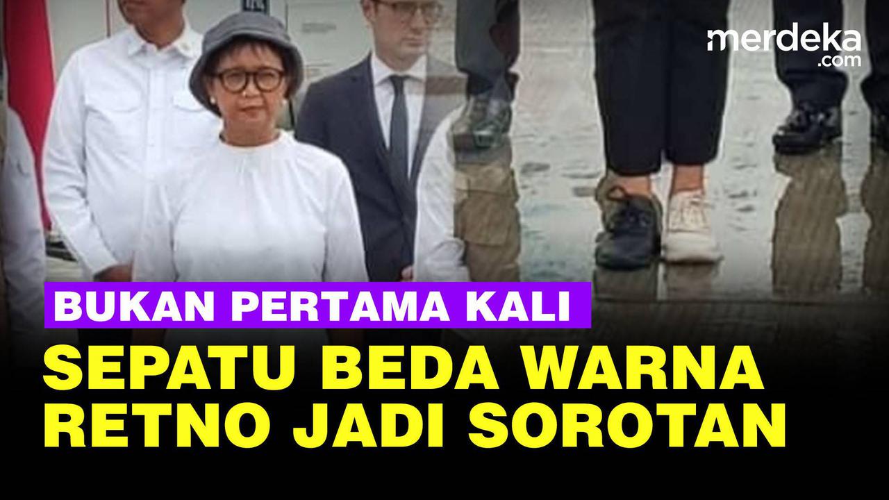 VIDEO: Warna Berbeda Sepatu Menlu Retno, Sengaja?