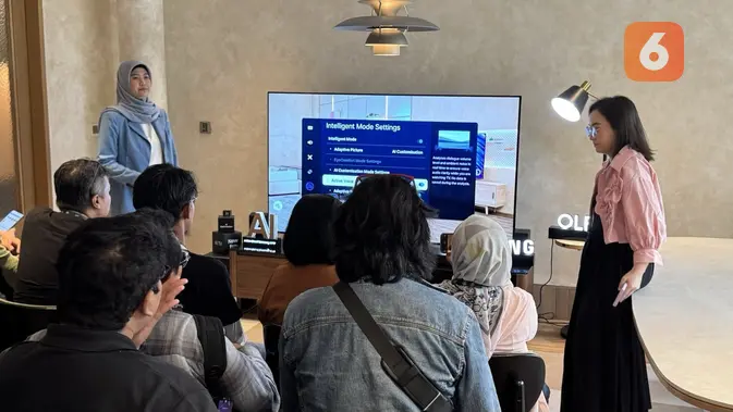 <p>Samsung juga perkenalkan fitur audio berbasis AI di kedua TV OLED baru mereka. (Liputan6.com/ Yuslianson)</p>