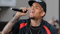 Masuk Rehabilitasi, Chris Brown Tunda Peluncuran Album