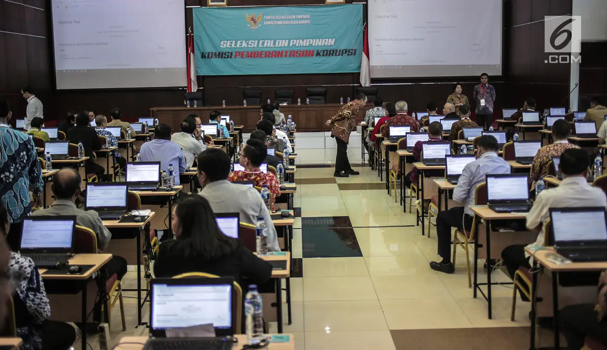 Suasana tes uji kompetensi Seleksi Calon Pimpinan KPK di Pusdiklat Kemensesneg, Cilandak, Jakarta, Kamis (18/7/2019). Sebanyak 192 kandidat mengikuti uji kompetensi calon pimpinan KPK. (Liputan6.com/Faizal Fanani)