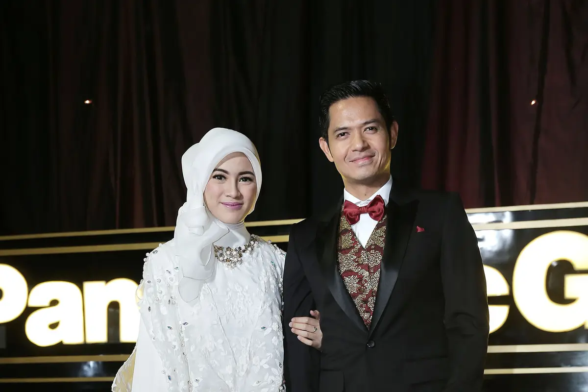 [Bintang] Dude Harlino - Alyssa Soebandono