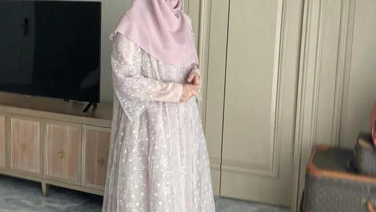 7 Potret Artis yang Putuskan Berjilbab Syar'i, Cantik Mempesona bak Bidadari