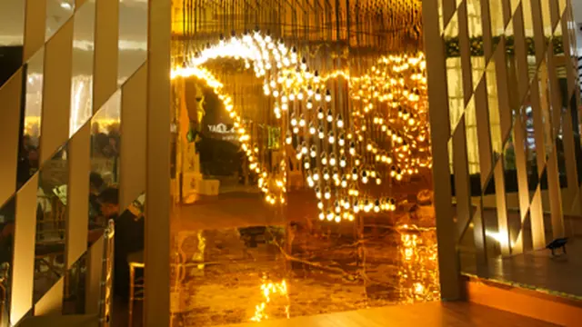 Dari Cahaya Natal hingga Harapan Baru, Glorious Gleam Senayan City Menyapa Akhir Tahun 2025