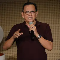 Semakin banyak dikalangan selebriti kita yang tertangkap narkoba. Yang terbaru, Ridho Rhoma, Pretty Asmara. Lantas seperti apa Roy Marten melihat makin banyak tertangkap narkoba. (Adrian Putra/Bintang.com)