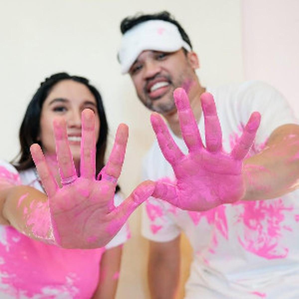 Potret Acha Sinaga Gelar Gender Reveal Anak Ketiga, Terkejut dan Bahagia Akan Dikaruniai Seorang Putri