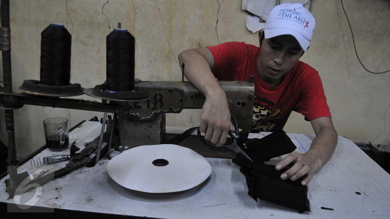 20160311-Menteri Koperasi dan UKM Targetkan Penyaluran KUR Rp 100 Triliun 