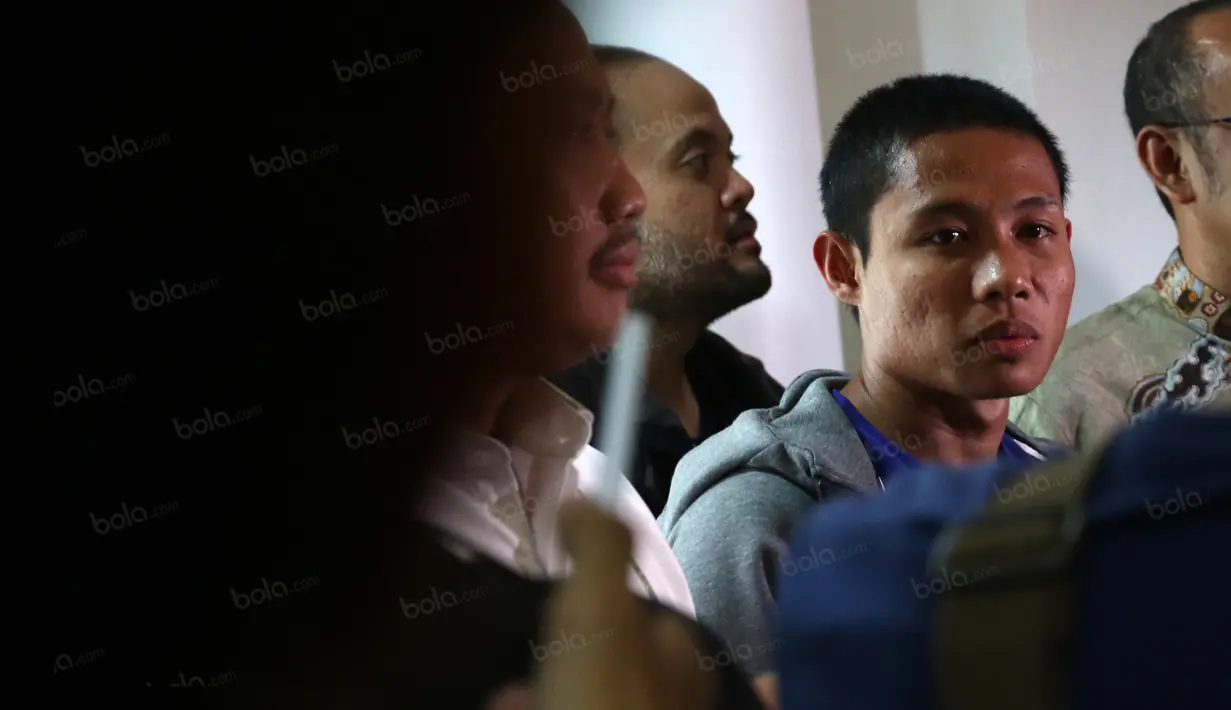 Tahun 2007-20011 Evan Dimas Darmono berpindah ke SSB Mitra Surabaya. (Bola.com/Nicklas Hanoatubun)