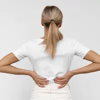 Ilustrasi Sakit Punggung Credit: shutterstock.com