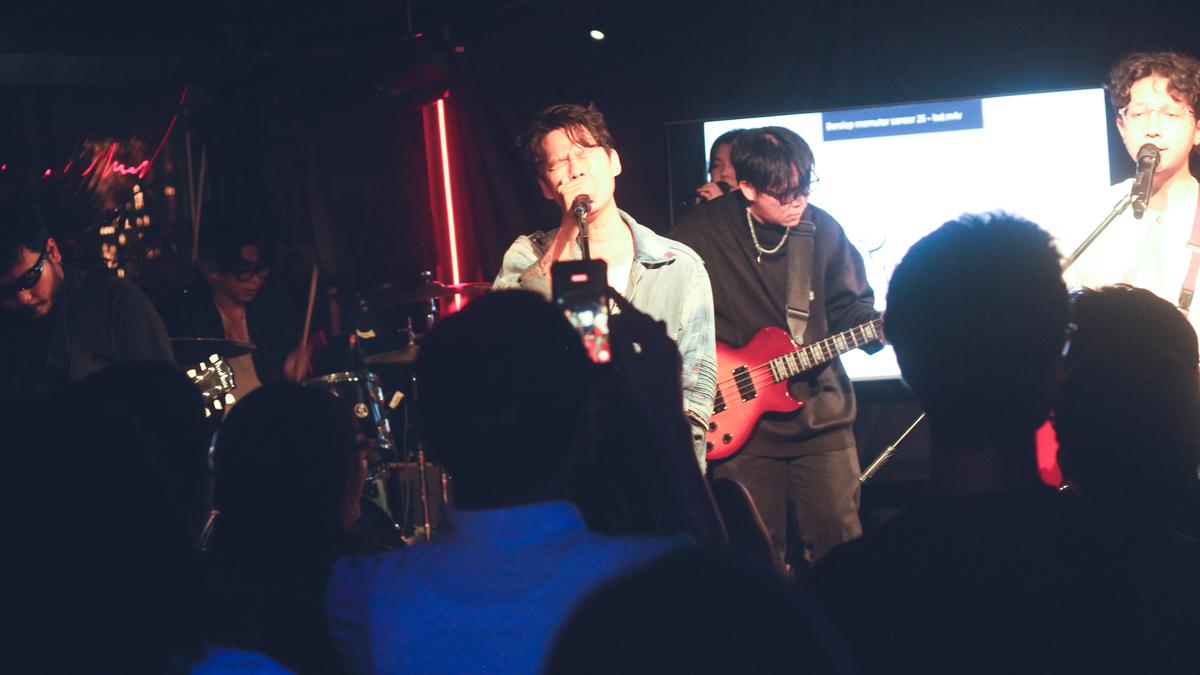 Merayakan Karya, Komunitas, dan Kesetaraan Panggung di Ruang Kolektif Musik Bernama Santai Sore