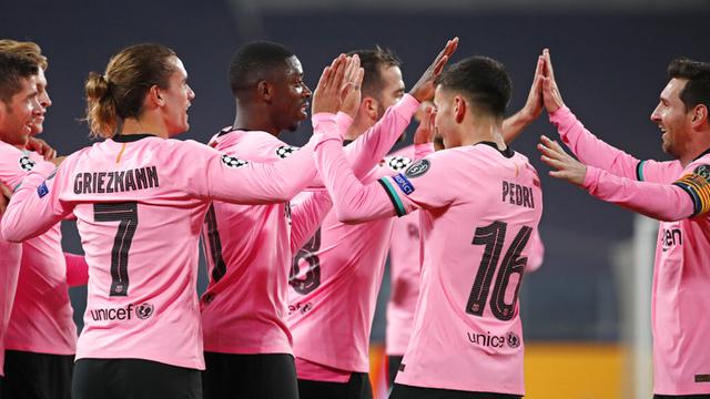 FOTO: Barcelona Pecundangi Juventus di Allianz Stadium