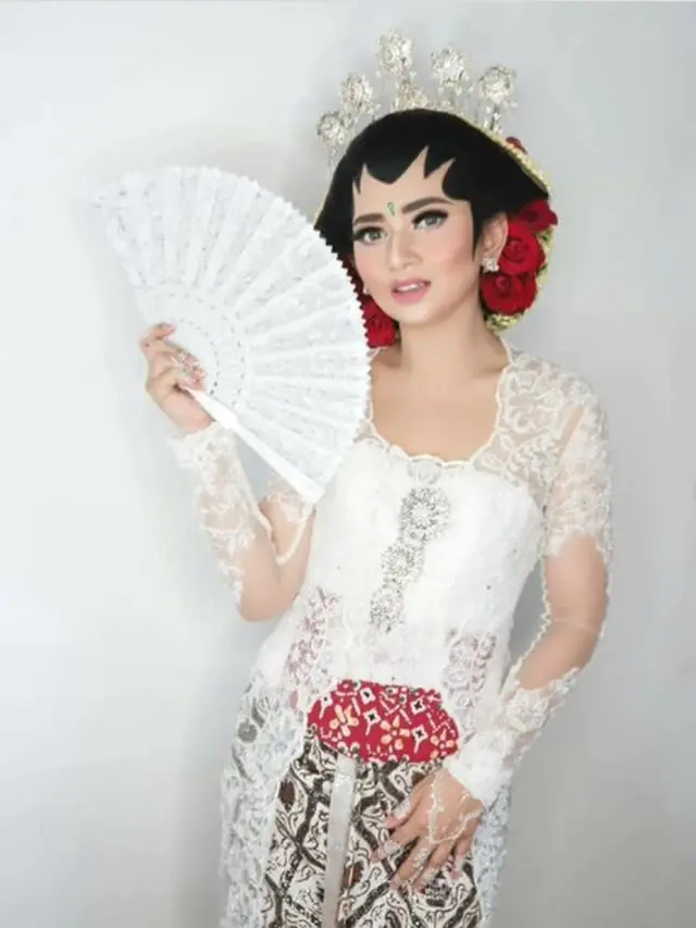 Firstriana Aldila Pemeran Vina di Mega Series Suara Hati Nur Indosiar