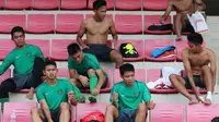 Mental Timnas U-23 yang tengah memersiapkan diri di ajang SEA Games 2015 terguncang usai PSSI disanksi FIFA (Bola.com/Arief Bagus)