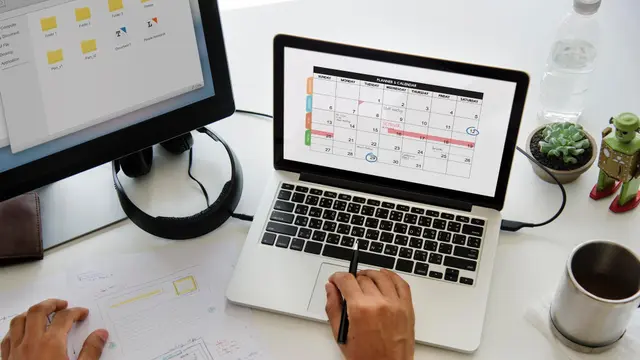 Strategi Mengatur Jadwal Kerja agar Tidak Burnout